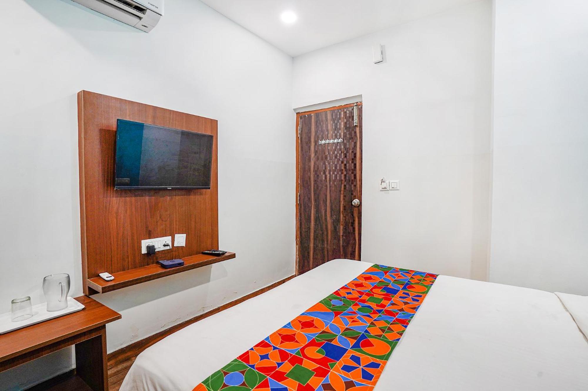 Fabhotel Rlv Green Palace - Nr Kengeri Satellite Town Bangalore Exterior foto